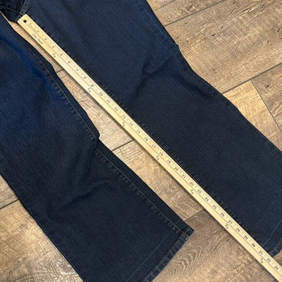 JAG Jeans Women's Low Rise Boot Leg Jean Dark Wash Size 14 - Picture 3 of 10